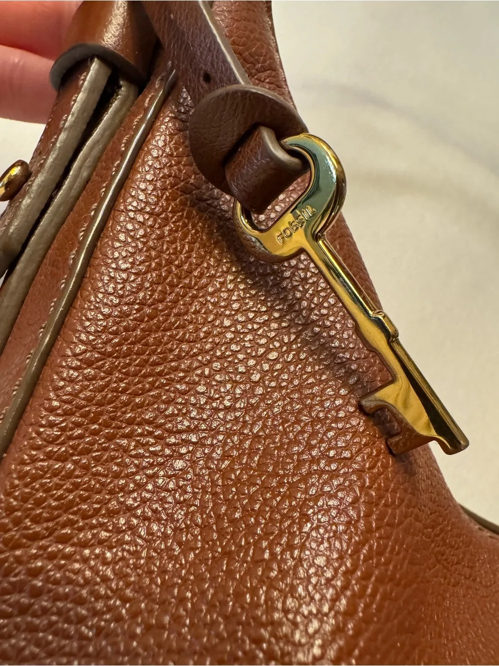 Fossil Shae Hobo Bag Brown Leather Shoulder Crescent Purse Boho Luxury Western